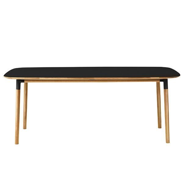 Normann Copenhagen Form Pöytä Musta / Tammi 200x95 Cm