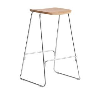 Normann Copenhagen Just Barstool Baarijakkara Selkänojaton Tammi Kromi 65 Cm